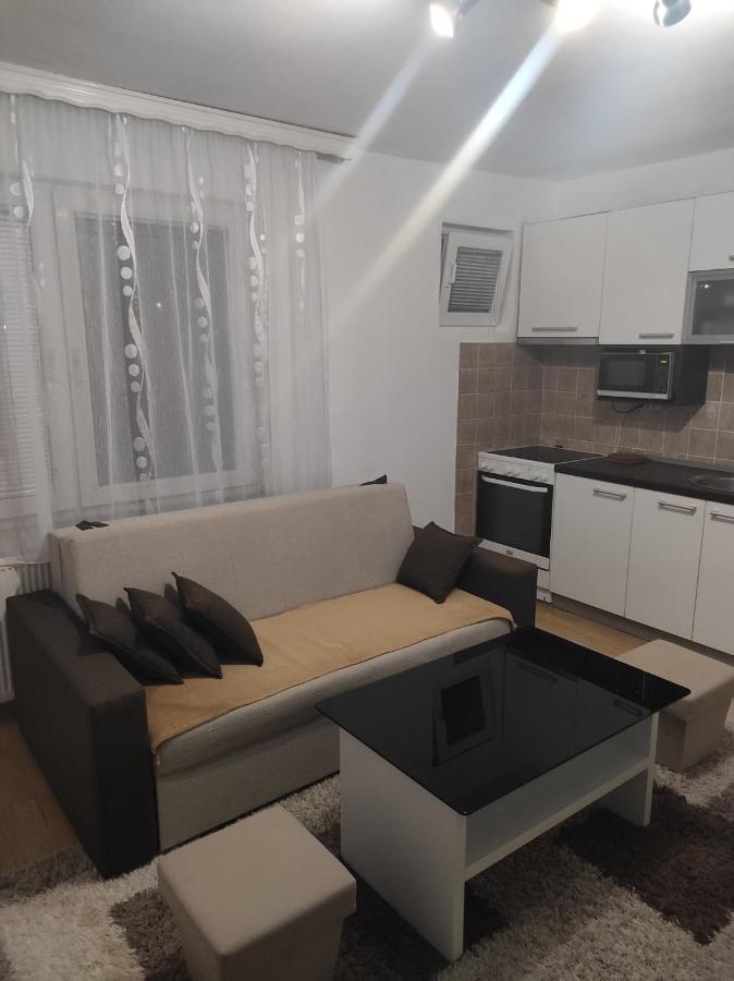 Mini Hill Apartman Szarajevó Kültér fotó